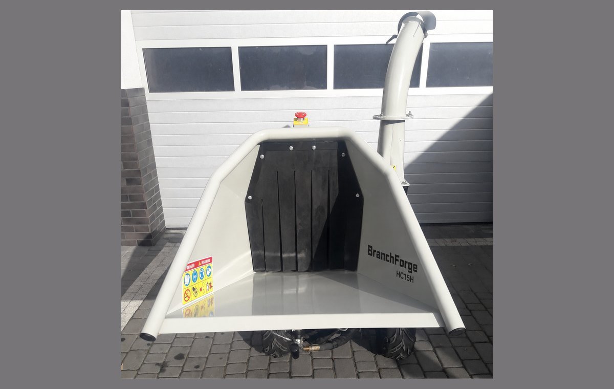 HC15H feed hopper mouth and safety guard